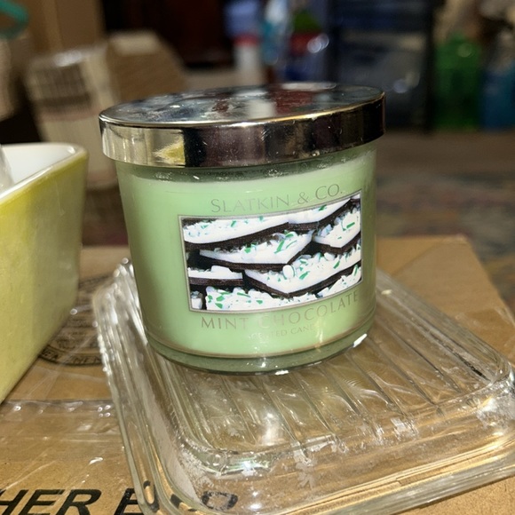 NWT Bath and Body Works Slatkin & Co. MINT CHOCOLATE Candle 4oz - Picture 7 of 7